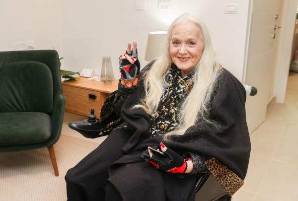 לאחר 8 חודשים: מירי אלוני שוחררה מבית החולים