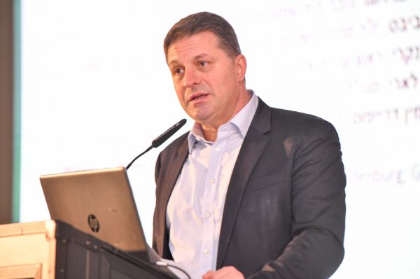 חיים ביבס: "צריך לסגור את המועצות הדתיות"