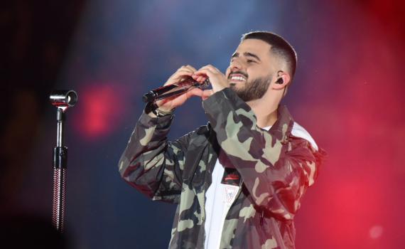 עלה למגרש של הגדולים: עדן חסון בהופעת חייו