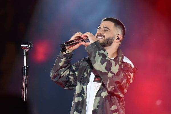 עלה למגרש של הגדולים: עדן חסון בהופעת חייו