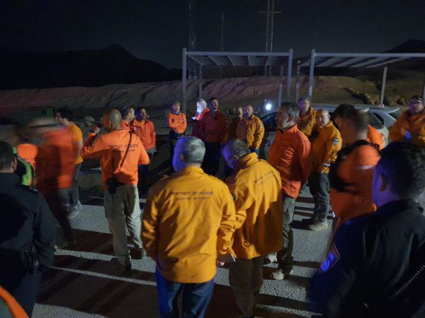 חילוץ לילי: מספר רוחצים נסחפו בחוף נווה מדבר