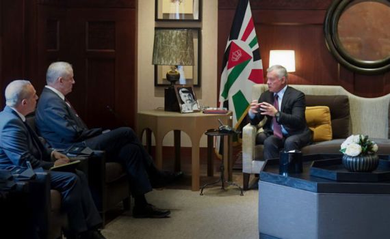 בלי אבו מאזן: גנץ נפגש עם המלך עבדאללה בירדן