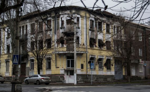 המצור יישבר? משלחת סיוע הומניטרית בדרך למריופול