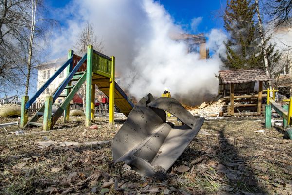 מתקפות בגבול אוקראינה: 35 הרוגים בבסיס ליד פולין