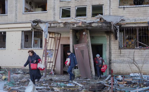 בית ספר לאומנות במריופול הופצץ, 400 אזרחים במקום