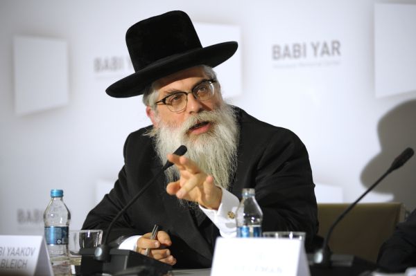 רבה של אוקראינה: "נקרא הערב מגילה ונצפה לישועה"