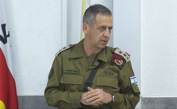 כוכבי מגיב לתקרית בכותל: 'בצה"ל דין נשים כדין גברים'