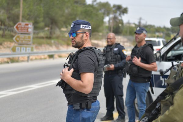 גל טרור: כוחות משטרה פועלים בביתר וגוש עציון
