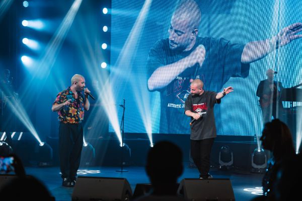 הלהיט הבא? עומר אדם וגל אדם בשיר משותף