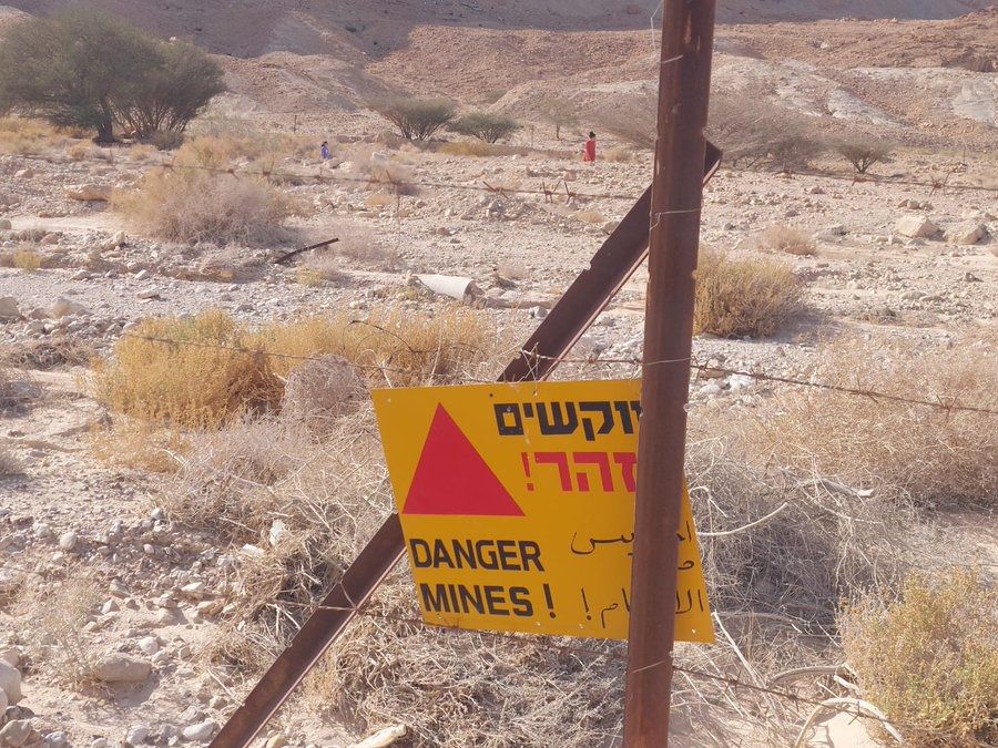 בנס: האחיות בנות ה-6 ו-13 חולצו משדה המוקשים