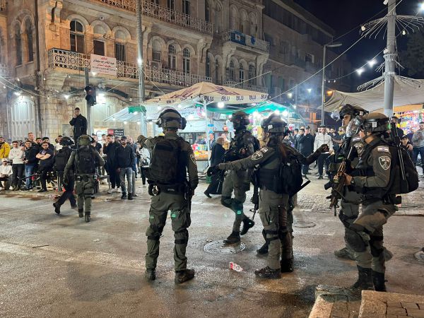 למרות הפיגועים: אושרו הקלות לפלסטינים ברמדאן