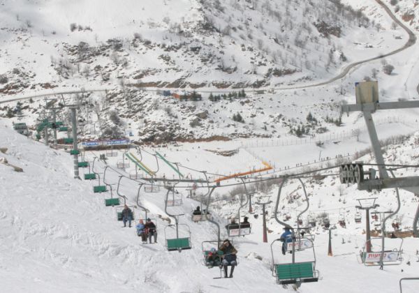 לבן ובחינם: בואו להתקרר בפסח באתר החרמון