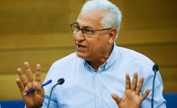 הפורש הבא? "לא מרגיש מחוייב לקואליציה"