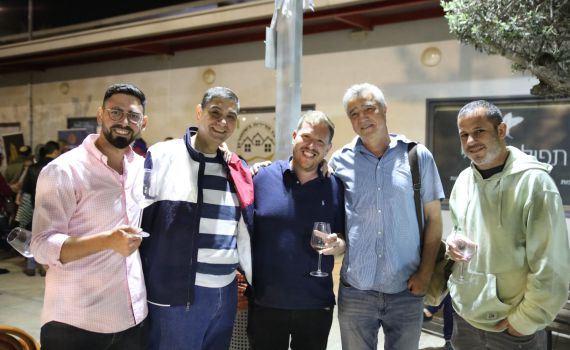 ברנז'ה: פסטיבל היין הראשון בקרנ"ש | מי הגיע?