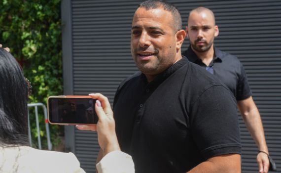 גורמים בלשכת בנט: קארה בובה על חוט של שקד