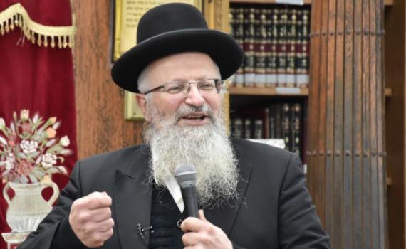 צפו: שיעורו השבועי של הרב שמואל אליהו