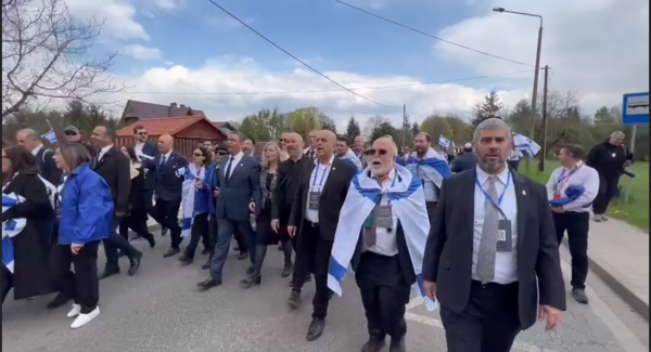 מרגש: ירושלים של זהב עם יונתן רזאל במצעד החיים