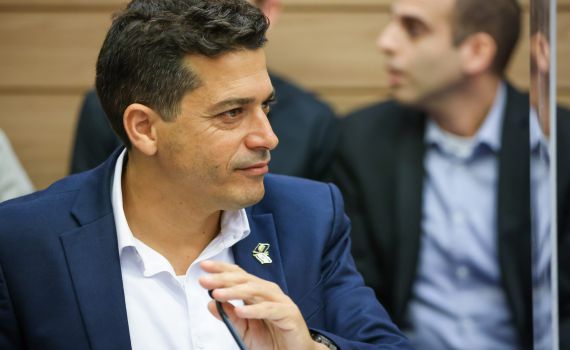 שיקלי חושף את דעתו על תחב"צ בשבת ונישואי להט"ב