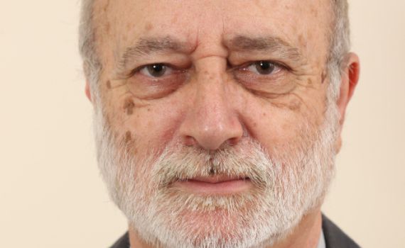 "אבא היה בוכה מתוך השינה ביידיש, אני הייתי מתחבא"