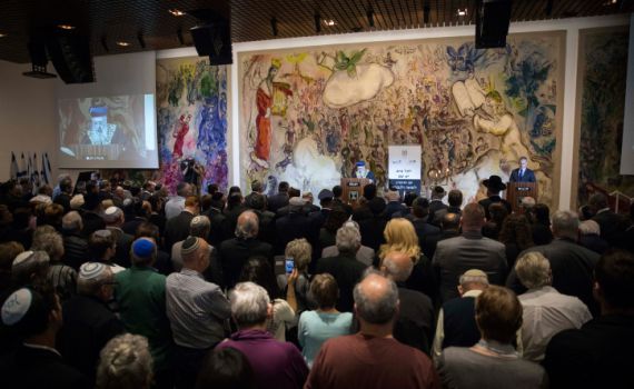 לראשונה: בכירה גרמנית בטקס יום השואה בכנסת