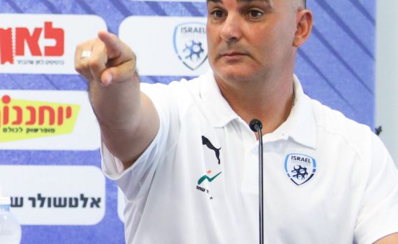 אלון חזן ימונה למאמן נבחרת ישראל בכדורגל