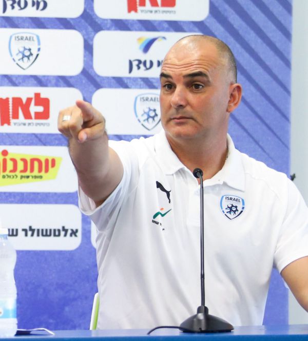 אלון חזן ימונה למאמן נבחרת ישראל בכדורגל