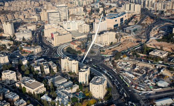 יום ירושלים 2025: החרדים מהווים 51% מהיהודים בעיר