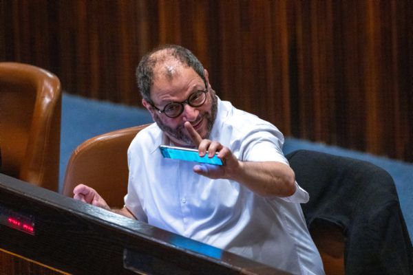 עופר כסיף: "הפלסטינים נרצחים יותר" | צפו