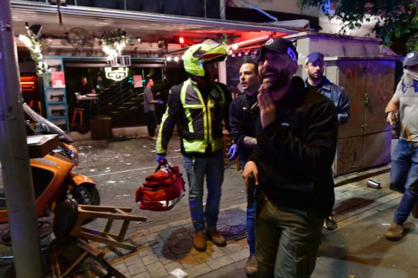 הפיגוע בתל אביב: שירות התחבורה הציבורית הופסק