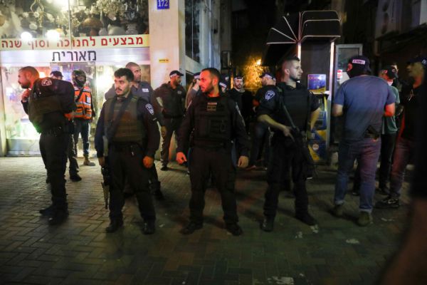 אחרי הערכת המצב של בנט: יוזרמו עוד כוחות לתל אביב