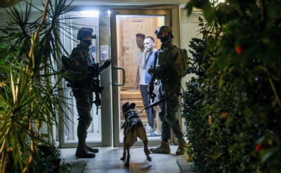 המצוד אחר המחבל היורה מתל אביב – בתמונות