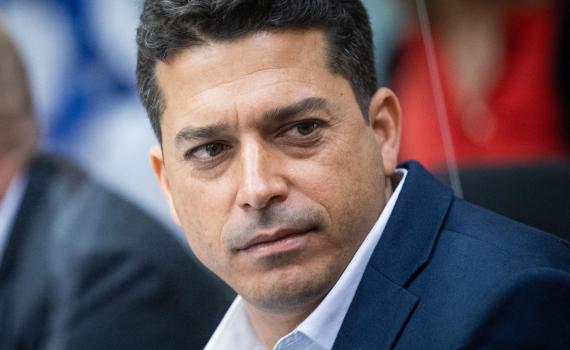 עמיחי שיקלי והפורש מימינה שוב ביחד: 'איש אמת'