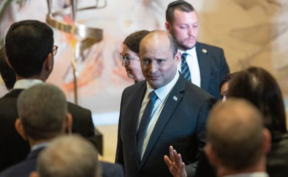 בנט מאשים: "קמפיין פוליטי מסוכן נגד השב"כ"