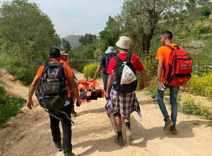 בגלל החום: בת 12 חולצה ממסלול שביל המעיינות