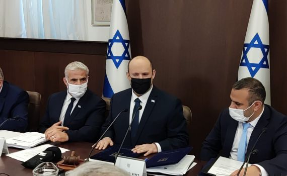 בנט על קבר יוסף: "ראיתי את התמונות והזדעזעתי"