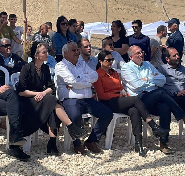 תמונה שבנט פחות יאהב: אורבך, סילמן ושקד יחד