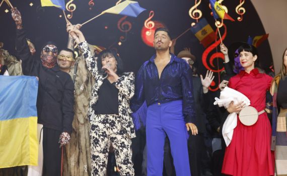 גלי עטרי ונציגי אוקראינה לאירוויזיון שרים ׳הללויה’