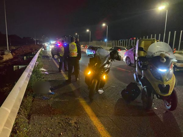 כביש 2: גבר כבן 50 נפצע אנושות בתאונת דרכים