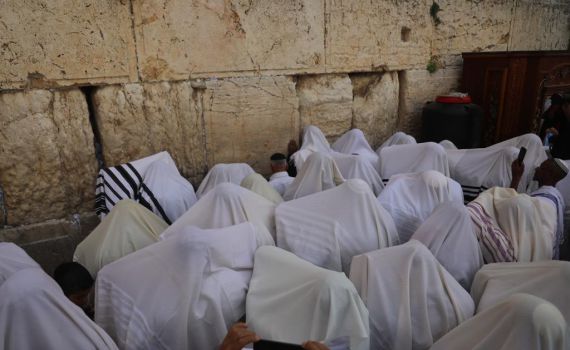 על רקע המתיחות: ברכת כהנים המונית היום בכותל