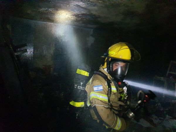 8 נפצעו בשריפה בבניין בנתניה