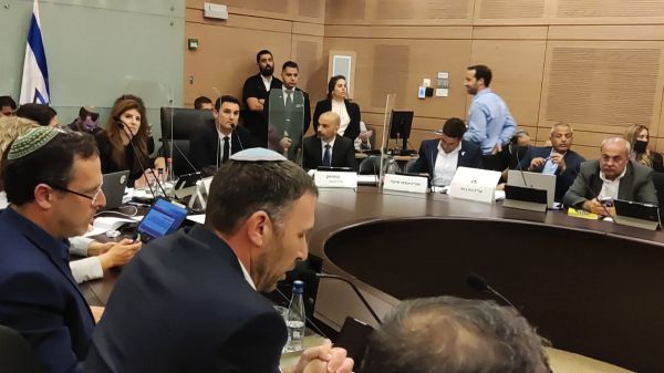 כהנא: "צריך לקרוא לילד בשמו, שיקלי הוא ח"כ פורש"