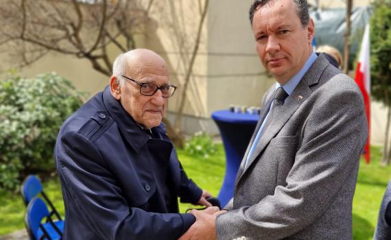 ראשון מסוגו: יום השואה בשגרירות ישראל בוורשה