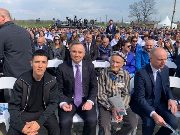 צפו: הראל סקעת מרגש במצעד החיים בפולין