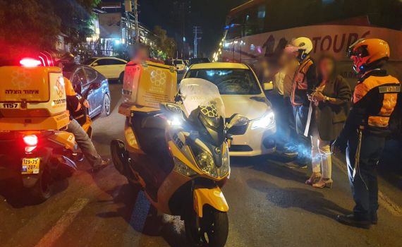 פתח תקווה: בת 15 נפגעה מרכב – מצבה קשה