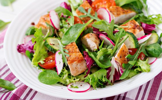 חוזרים לשגרה: 3 מתכונים בשריים קלים להכנה