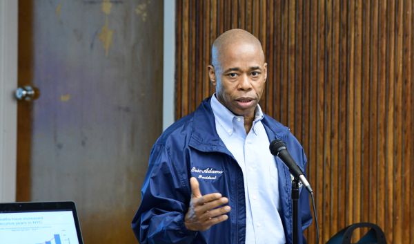 ראש עיריית ניו יורק: "לא ניתן להטיל אימה על העיר"