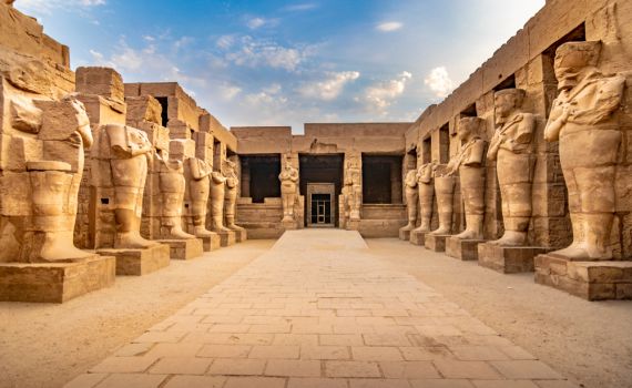 מכת מצרים: 10 הרוגים בתאונת אוטובוס תיירים