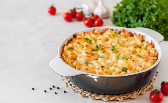 לסיים את החמץ: מתכון לפשטידת פסטה – פיצה