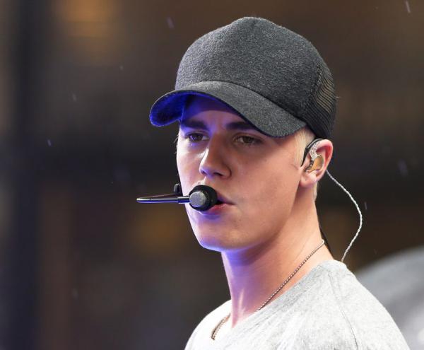 לא רק גל גדות: ג'סטין ביבר מרגש לרגל יום השואה