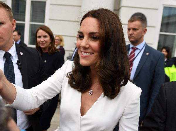 כך תתלבשי כמו קייט מידלטון בחג הפסח